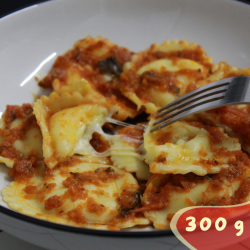 Raviolone de muçarela com limão siciliano ao molho sugo - 300g