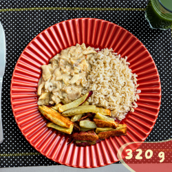 Estrogonofe de shimeji com arroz integral e batata doce canoa assada - 320G